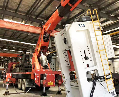 费县提升工作效率，选择优质折臂吊租赁服务